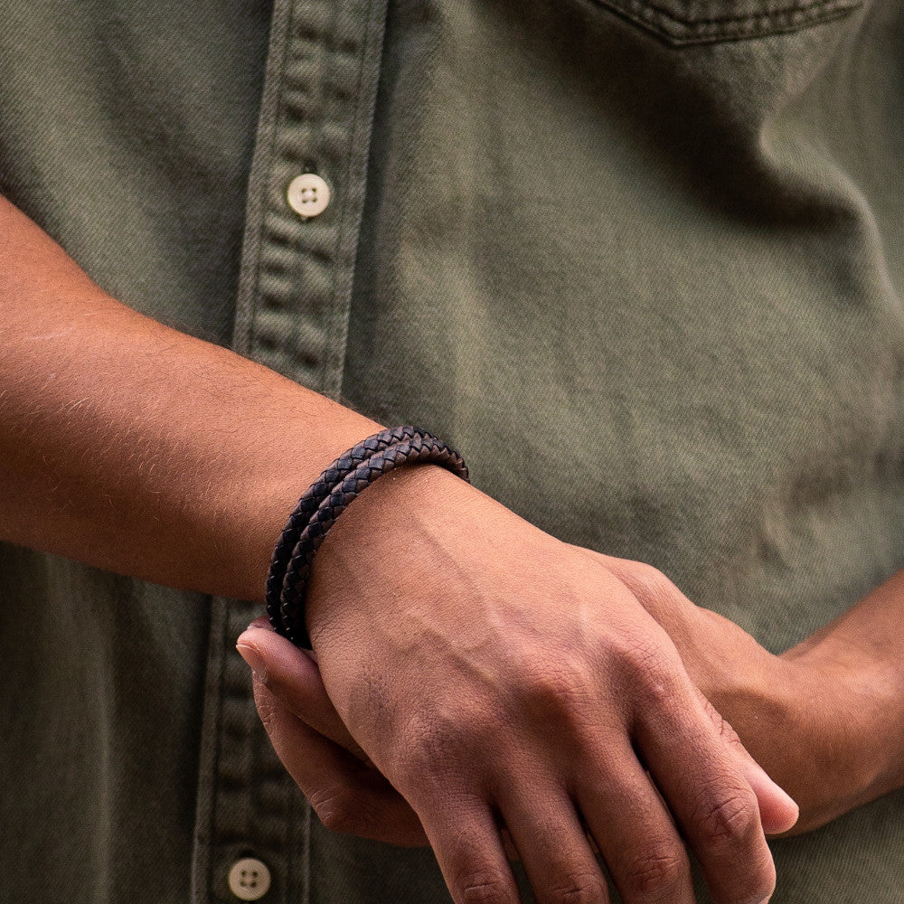 Granger - Interwoven brown & black genuine leather bracelet, fashion picture close up