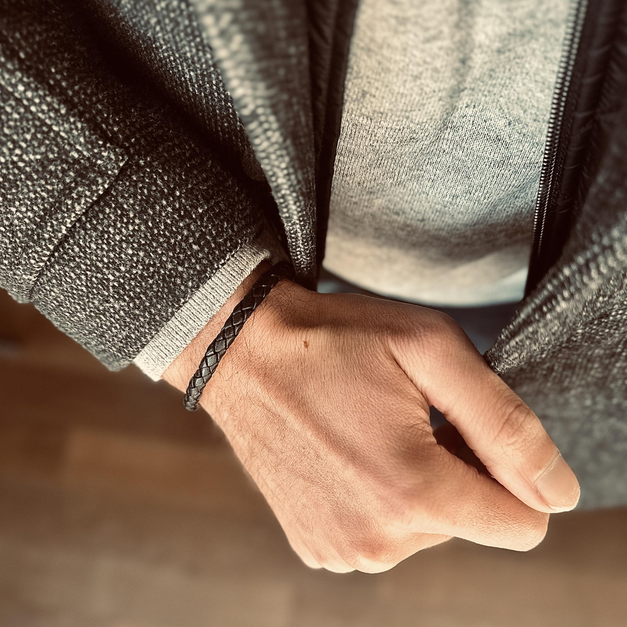 Black genuine leather cuffs bracelets, the store skin has a smooth matte texture